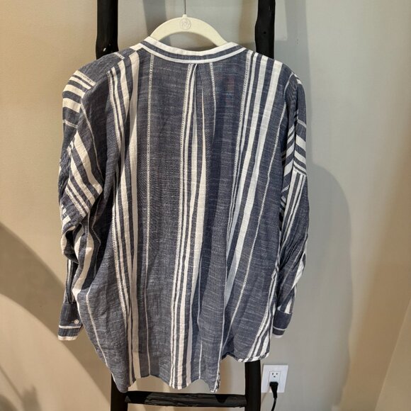 Lucky Brand Button Down White and Blue Striped Long Sleeve Shirt - Picture 4 of 4